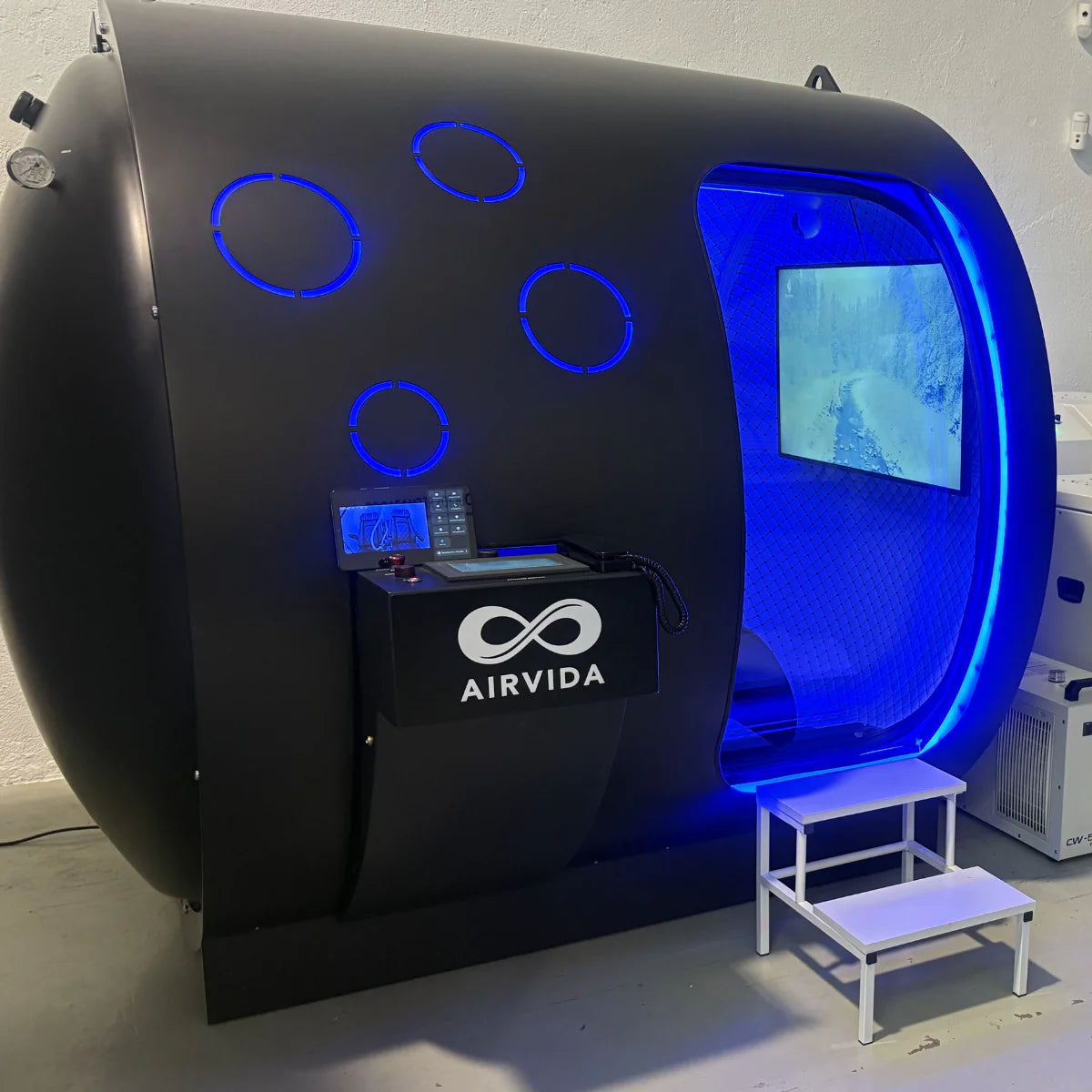 Airvida 2.0 ATA Hardshell Multiplace Hyperbaric Chamber