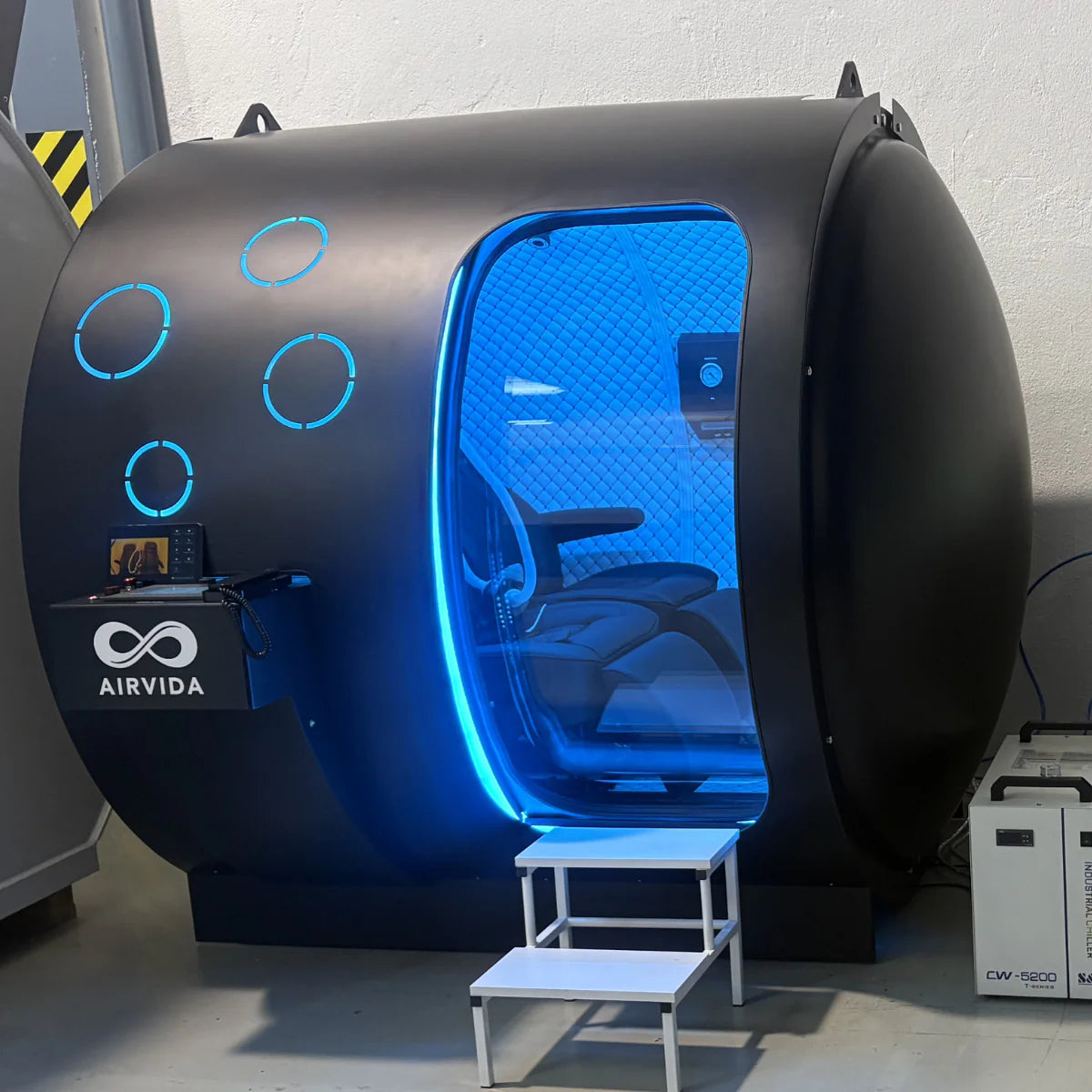Airvida 2.0 ATA Hardshell Multiplace Hyperbaric Chamber